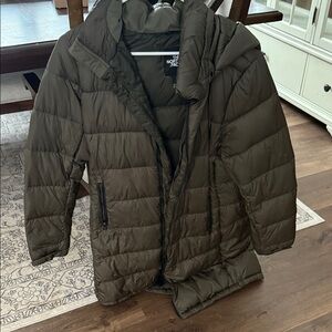 The North Face Dark Green Puffer Jacket size L